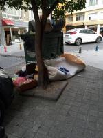 Corner Trash Can 
by EZ